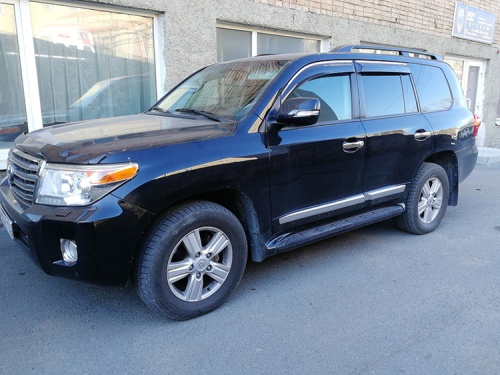 День LAND CRUISER 200